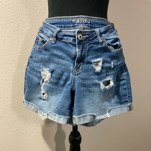 Maurices Jean Shorts Size 3/4